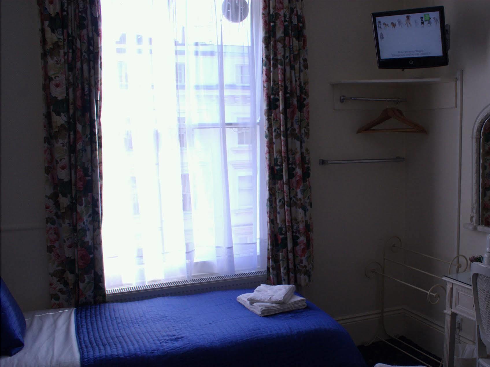 Blades Hotel London Ngoại thất bức ảnh